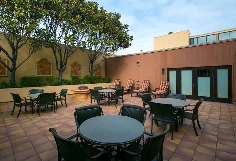 هتل Monterey Bay Inn