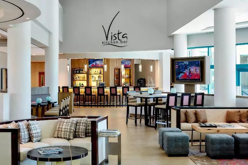 בית מלון כפרי Newport Beach Marriott Bayview