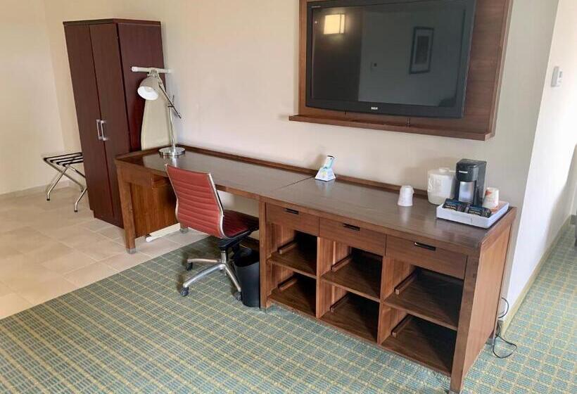فندق Quality Inn Lexington Horse Park