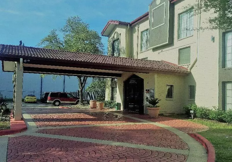 호텔 Red Roof Inn & Suites Houston Hobby Airport