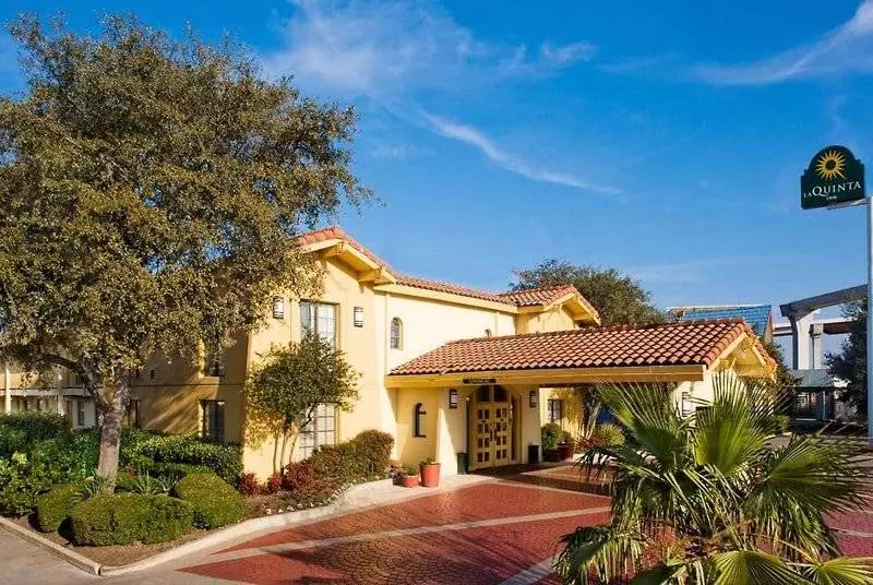 Hotel Super 8 By Wyndham Austin South I 35