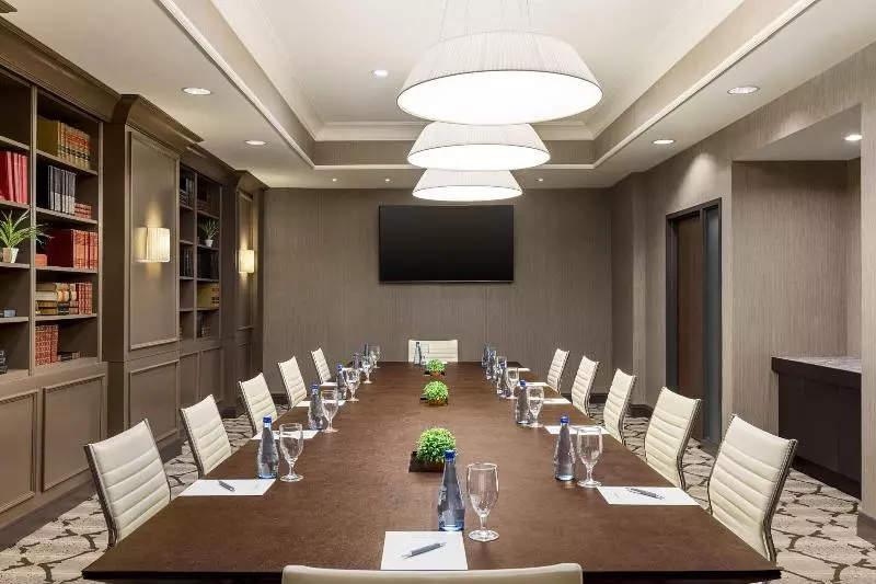 Magnolia Hotel St. Louis, A Tribute Portfolio