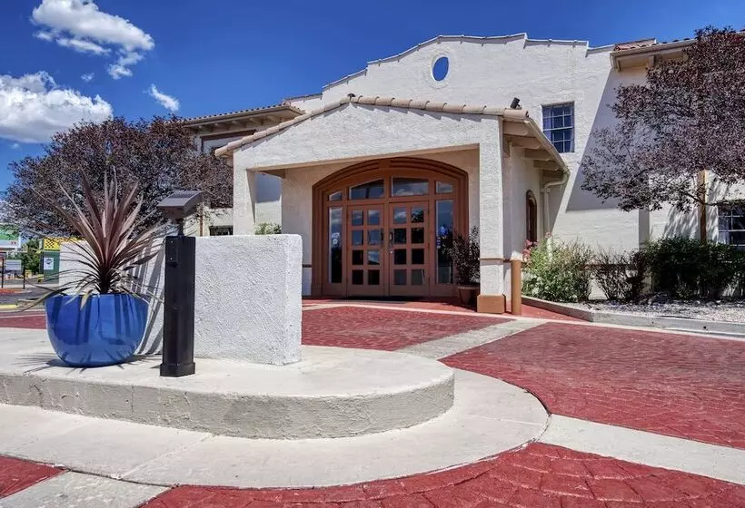 Отель San Mateo Inn