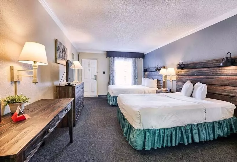 Отель San Mateo Inn