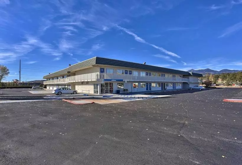 Motel 6 Flagstaff, Az   Butler