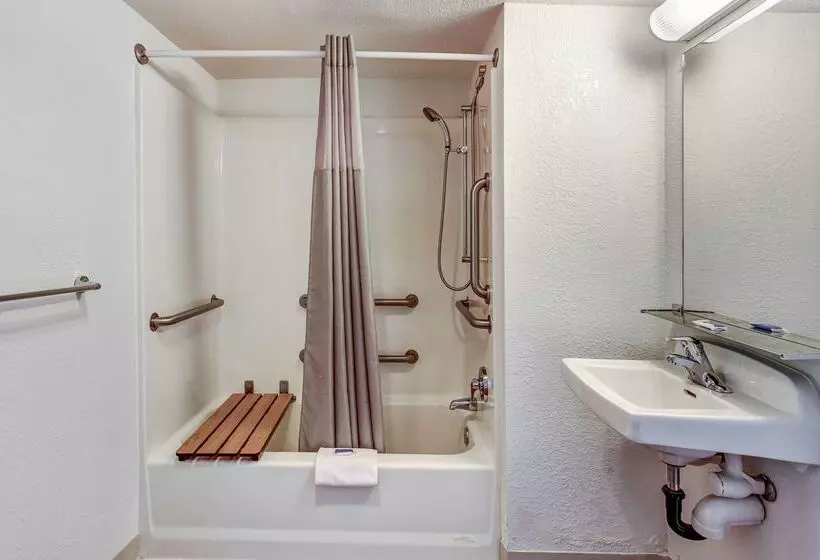 Motel 6 Medford, Or North