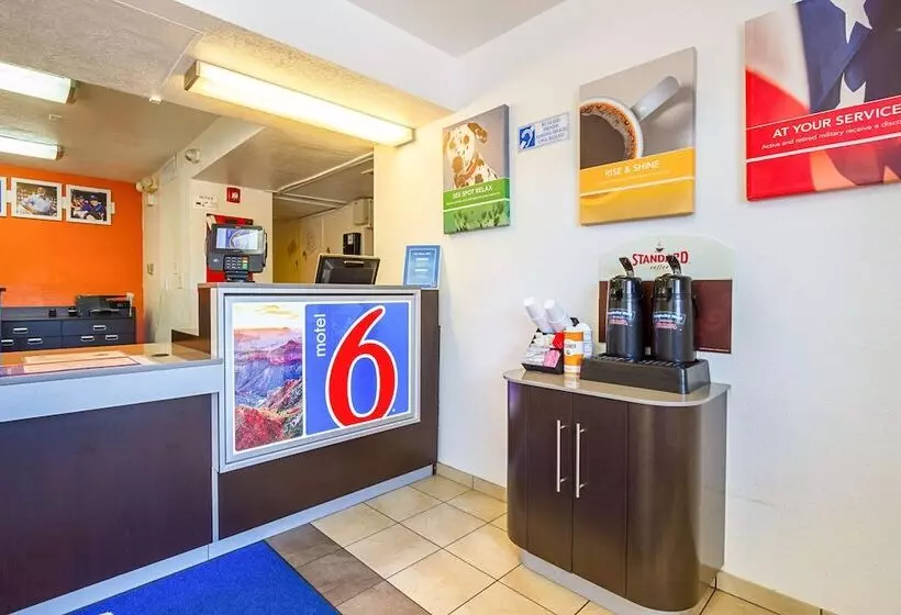 Motel 6 Mesa North