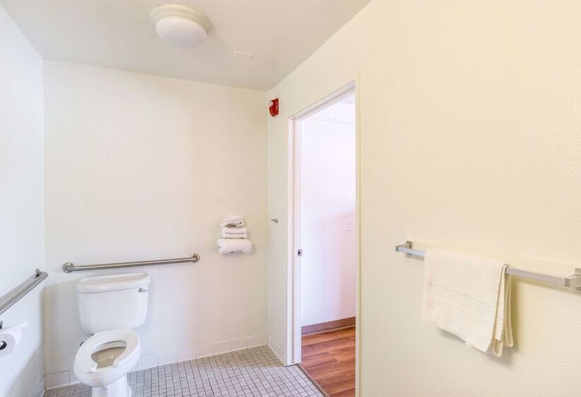 Motel 6redding, Ca Central