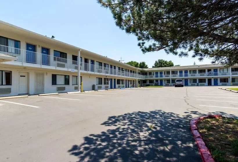 Motel 6redding, Ca Central