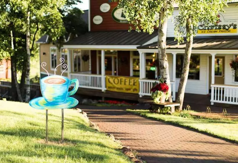 منتجع Maddens On Gull Lake