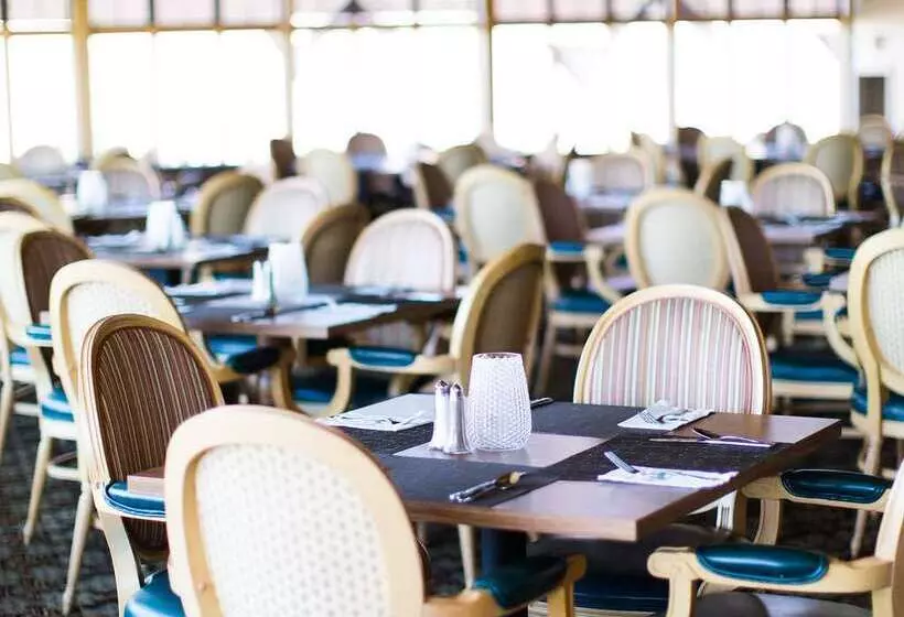 منتجع Maddens On Gull Lake