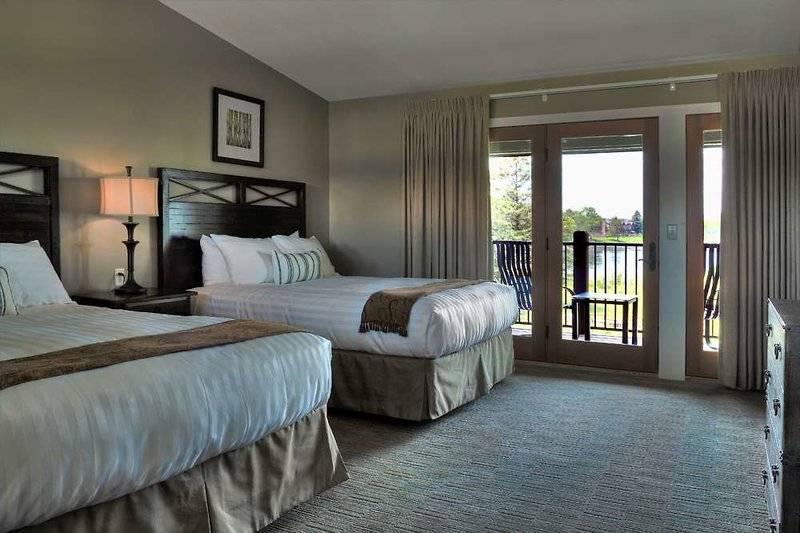 Resort Maddens On Gull Lake