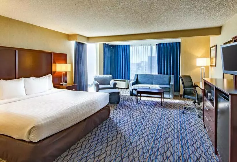 Clarion Hotel Anaheim Resort