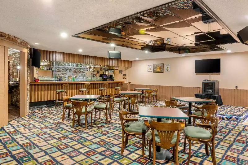 Clarion Hotel Anaheim Resort