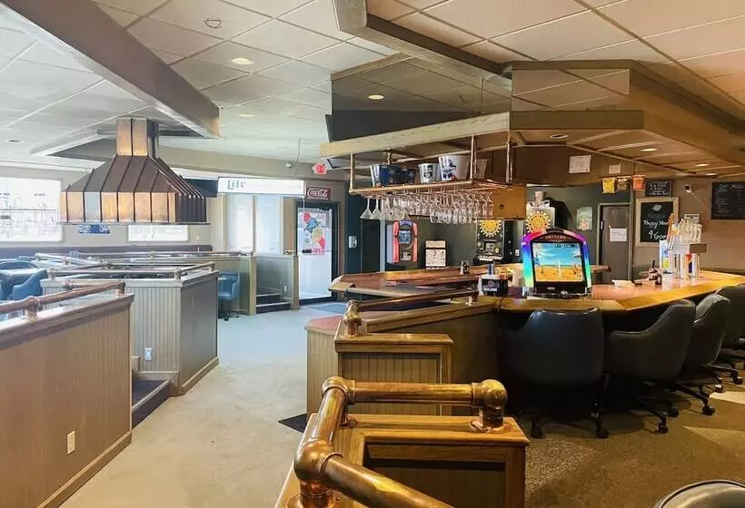 Отель America S Best Value Inn Sandpoint