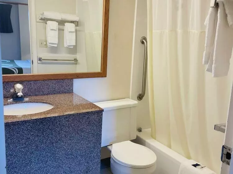 Отель America S Best Value Inn Sandpoint