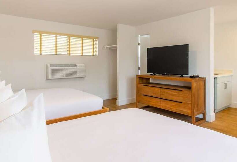 Hadley Resort And Marina