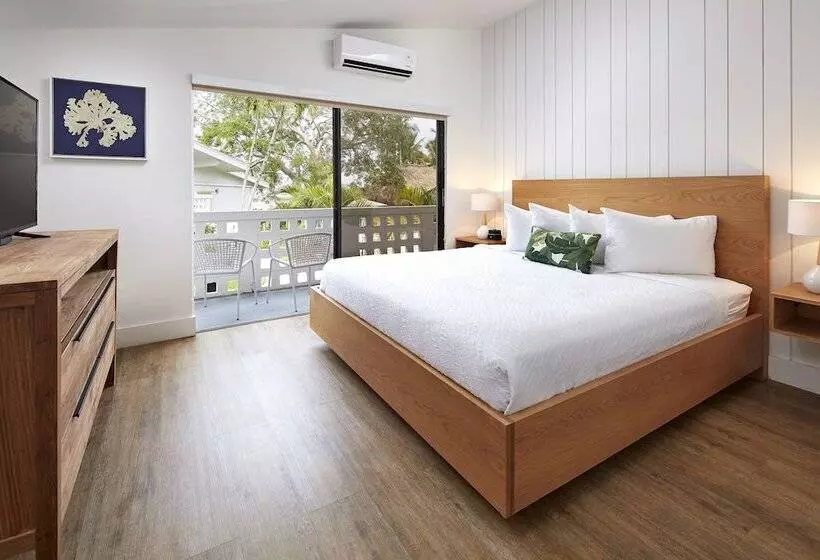 Hadley Resort And Marina