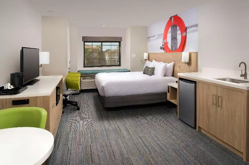 בית מלון כפרי Best Western Beachside Inn