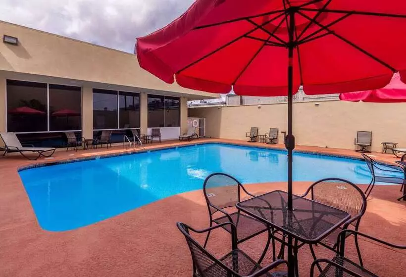 فندق Clarion Inn Near Mcallen Airport
