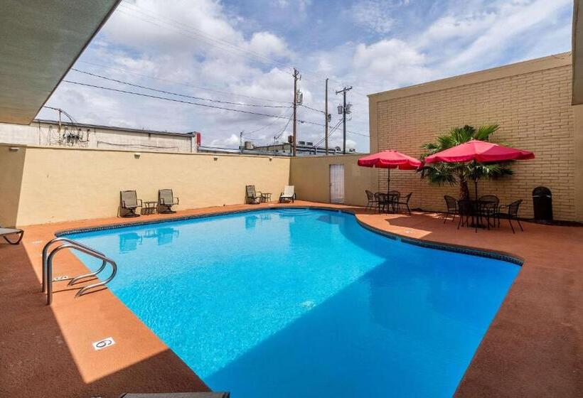 ホテル Clarion Inn Near Mcallen Airport