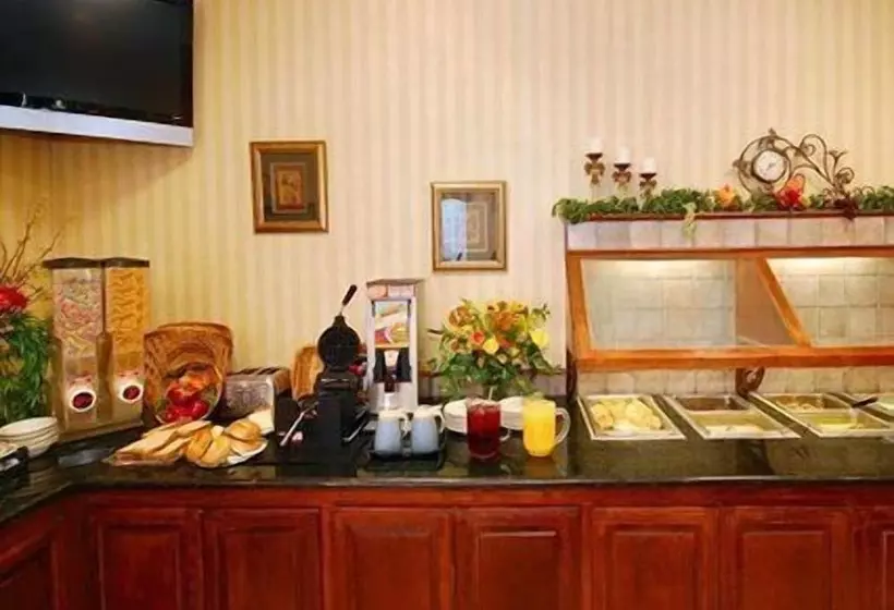 فندق Clarion Suites Augusta