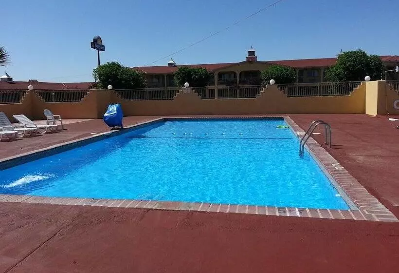 فندق Days Inn By Wyndham Van Horn Tx