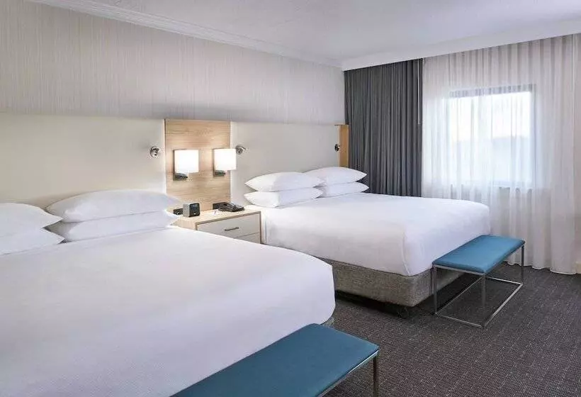 Delta Hotels By Marriott Detroit Novi