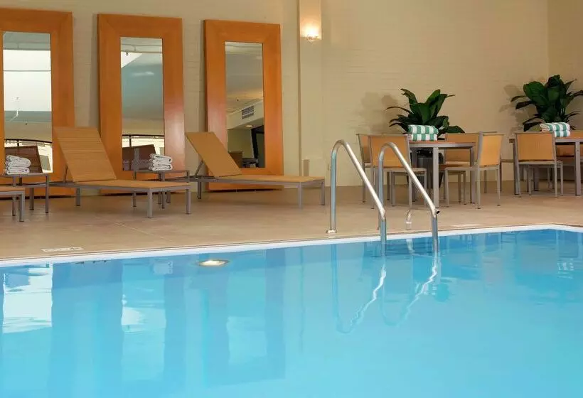 Szálloda Doubletree By Hilton  Chicago  North Shore Conference Center