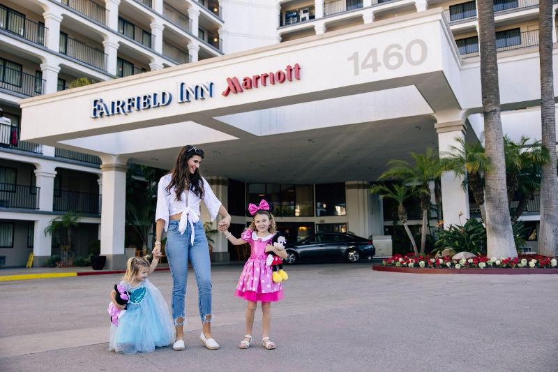 Отель Fairfield By Marriott Anaheim Resort