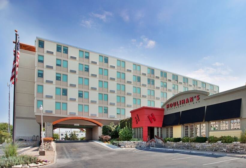 Szálloda Holiday Inn At The Campus, An Ihg