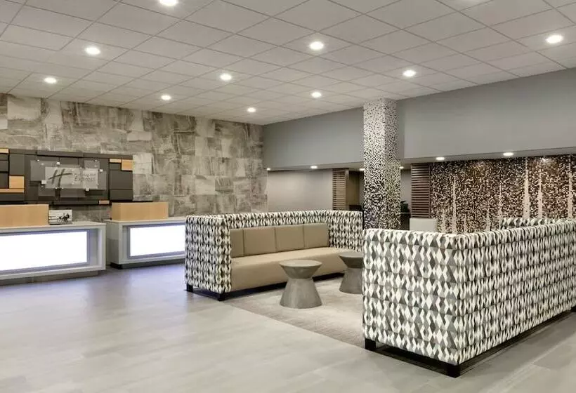 ホテル Holiday Inn Express   Williamsburg Busch Gardens Area, An Ihg