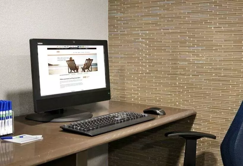 ホテル Holiday Inn Express   Williamsburg Busch Gardens Area, An Ihg
