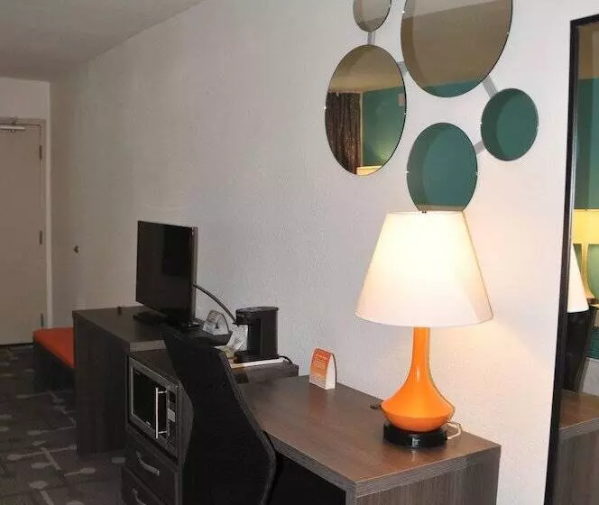 فندق Howard Johnson By Wyndham Florence