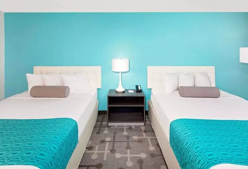 فندق Howard Johnson By Wyndham Florence