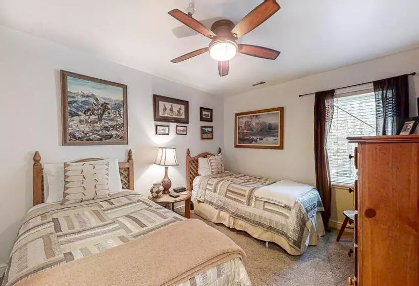 酒店 Park Ave Manor 3b