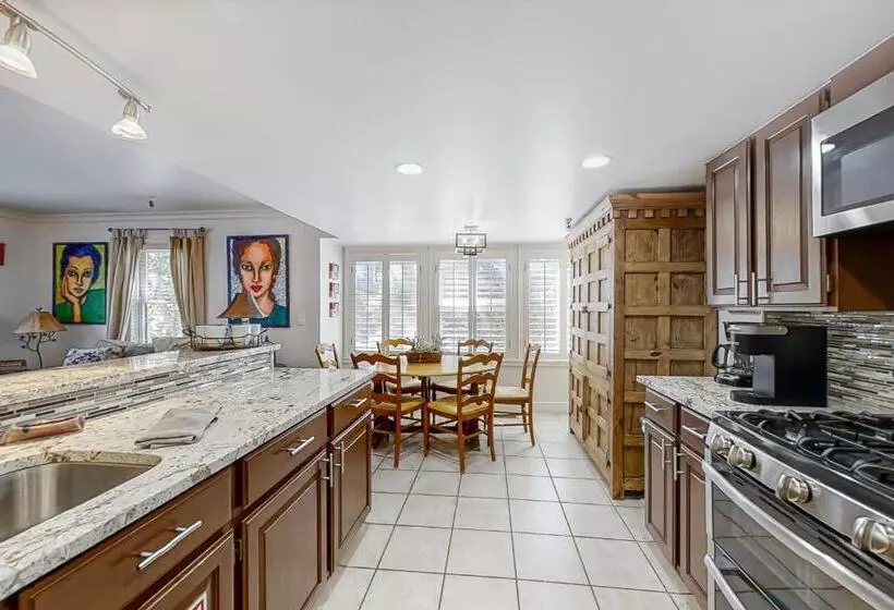 酒店 Park Ave Manor 3b