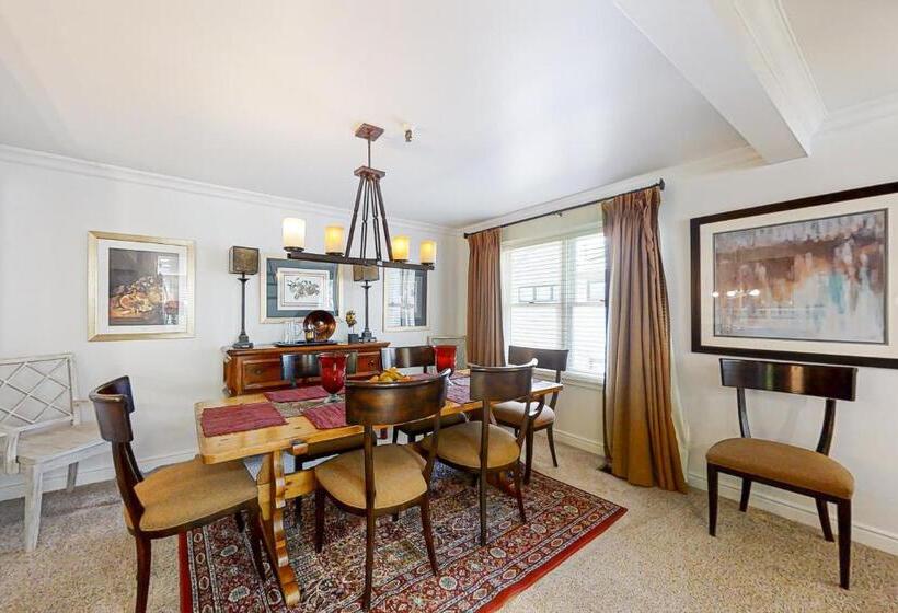 هتل Park Ave Manor 3b