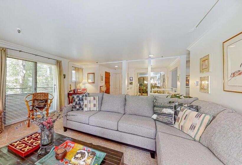 هتل Park Ave Manor 3b