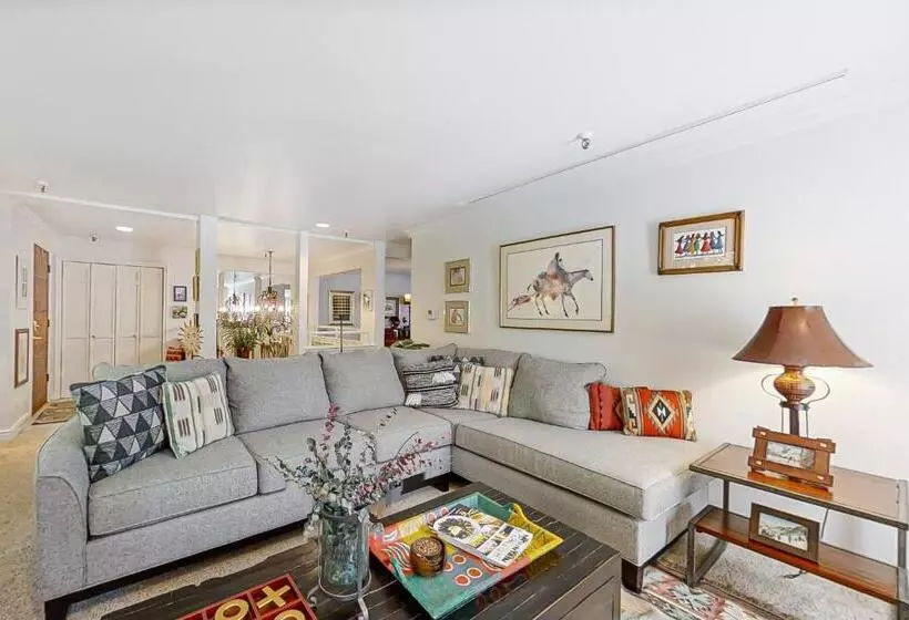 酒店 Park Ave Manor 3b