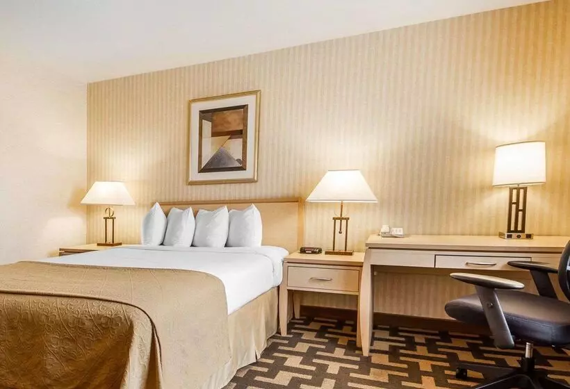 酒店 Quality Inn Petaluma   Sonoma