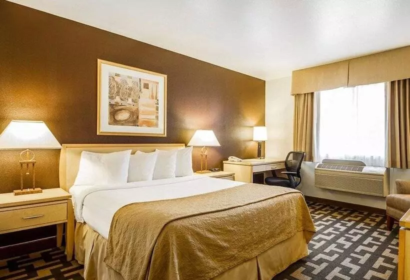 酒店 Quality Inn Petaluma   Sonoma