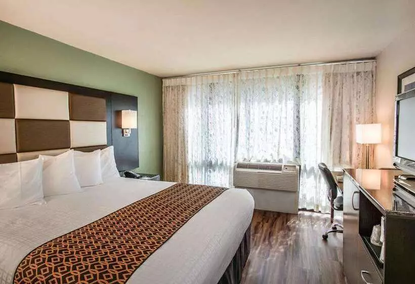 Red Lion Hotel Monterey