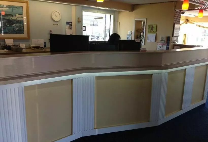 Otel Travelodge By Wyndham Tacoma Near Mcchord Afb