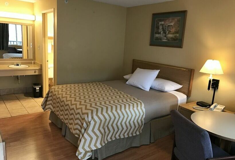 호텔 Travelodge By Wyndham Tacoma Near Mcchord Afb