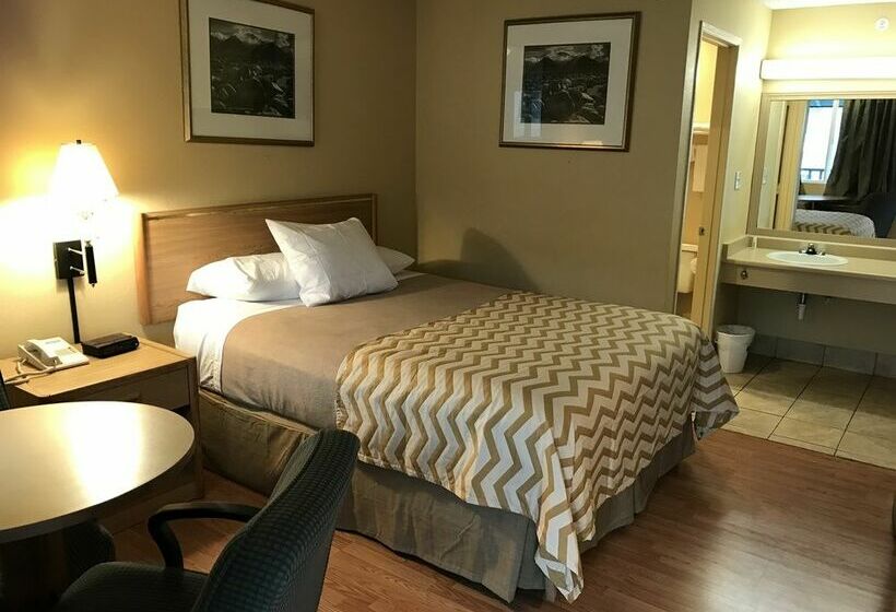 호텔 Travelodge By Wyndham Tacoma Near Mcchord Afb