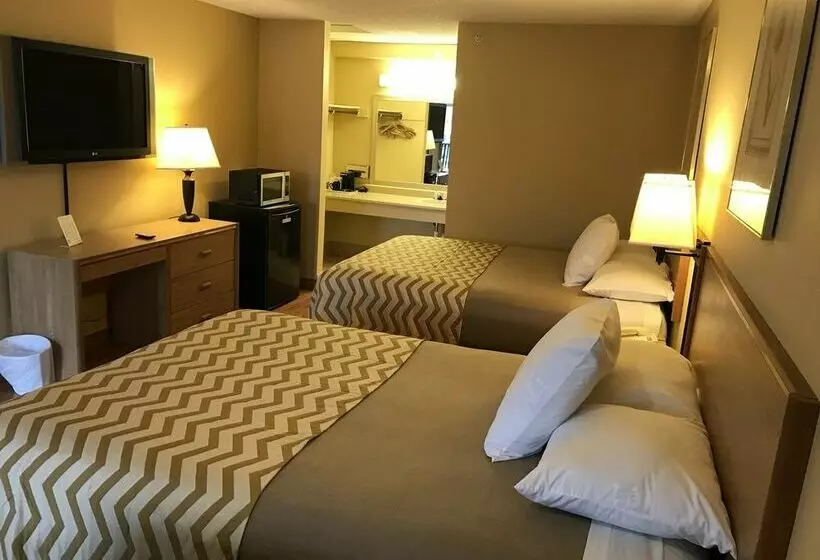 Otel Travelodge By Wyndham Tacoma Near Mcchord Afb