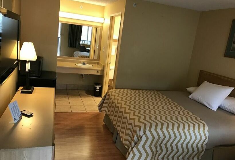 酒店 Travelodge By Wyndham Tacoma Near Mcchord Afb