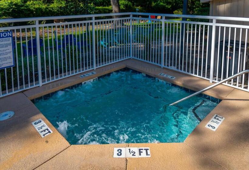 Resort Palmera Inn And Suites