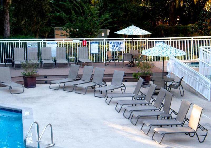 Resort Palmera Inn And Suites